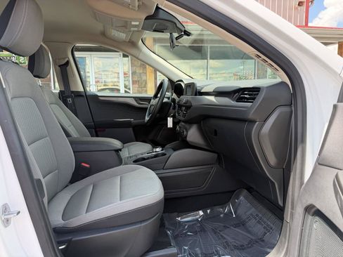 Used 2020 Ford Escape S FWD image 22