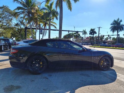 Used 2015 Maserati GranTurismo Sport image 26