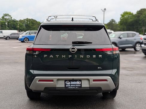 Used 2025 Nissan Pathfinder SL FWD image 8