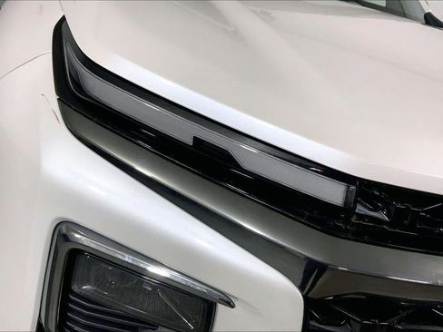 Used 2025 Chevrolet Traverse Z71 w/ Driver Confidence Package image 27