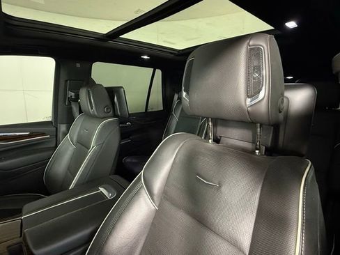 Certified 2023 Cadillac Escalade Premium Luxury w/ LPO, Radiant Package AWD/4WD image 17