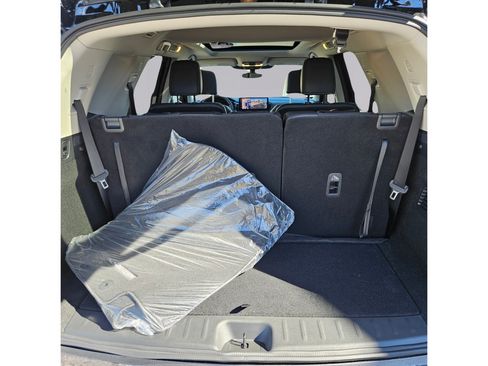 New 2026 Nissan Pathfinder SL w/ SL Premium Package FWD image 18