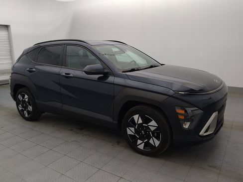 Used 2024 Hyundai Kona SEL image 11