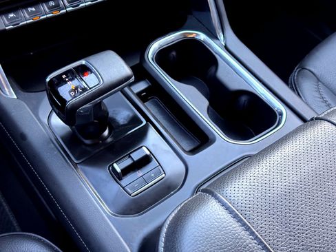 Used 2024 GMC Sierra 1500 Denali image 29