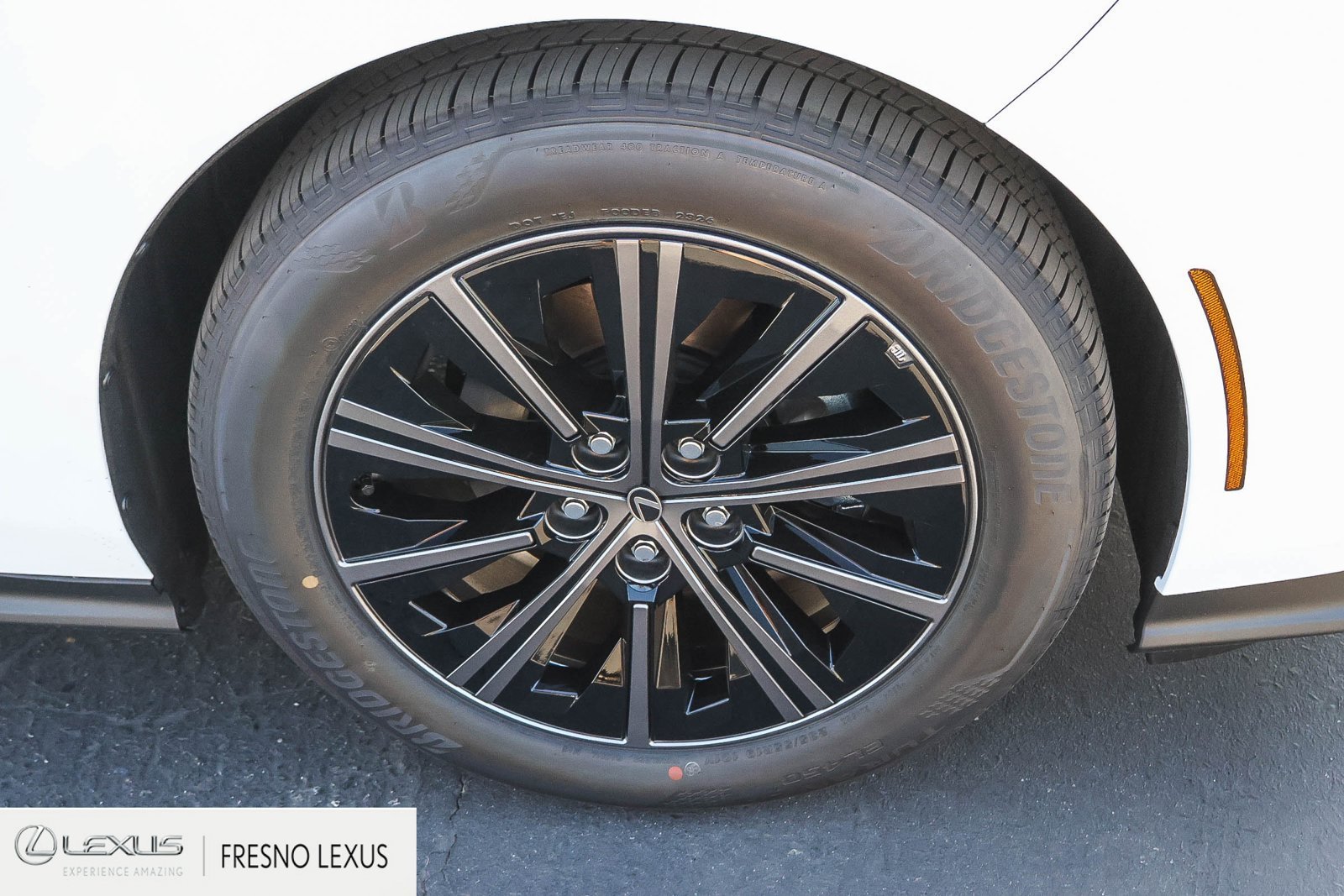 New 2026 Lexus ES 350h AWD image 9