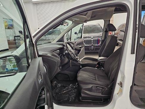 Used 2017 Ford Transit Connect XLT image 26