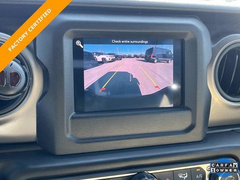 Certified 2022 Jeep Gladiator Sport image 30