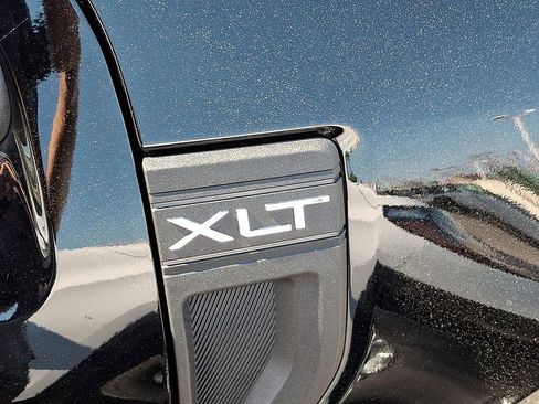 Used 2024 Ford Maverick XLT w/ XLT Luxury Package AWD/4WD image 10