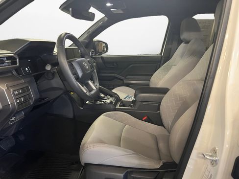 Used 2024 Toyota Tacoma SR5 image 11