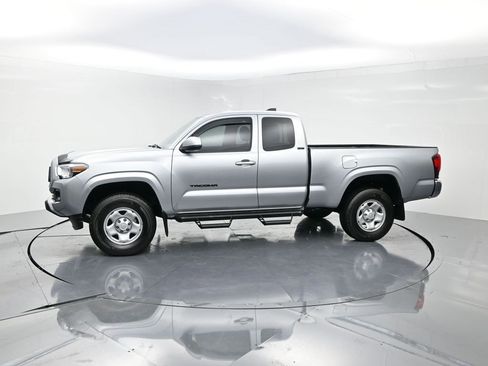 Used 2023 Toyota Tacoma SR5 image 3