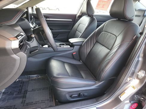 Certified 2024 Nissan Altima 2.0 SR image 12