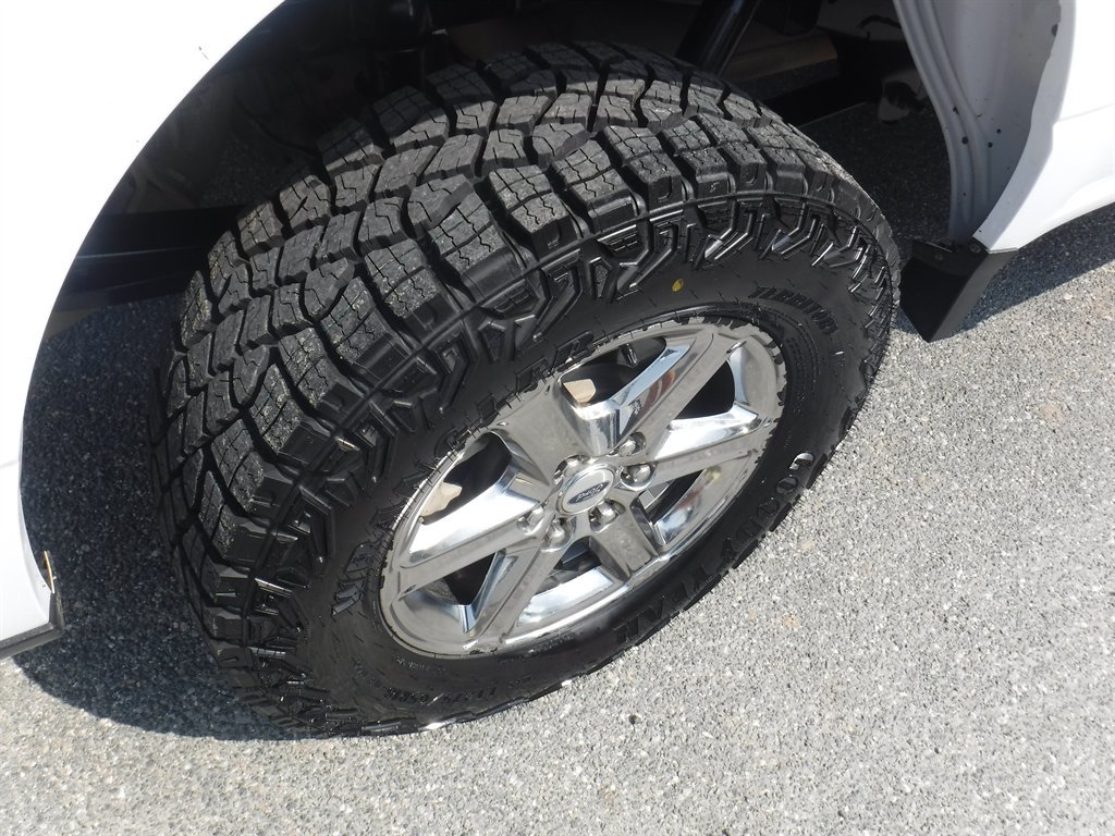 Used 2024 Ford F150 XLT w/ FX4 Off-Road Package AWD/4WD image 4