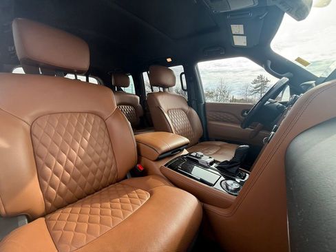 Used 2022 INFINITI QX80 Sensory w/ Cargo Package image 31