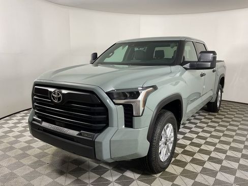 New 2026 Toyota Tundra SR5 image 3