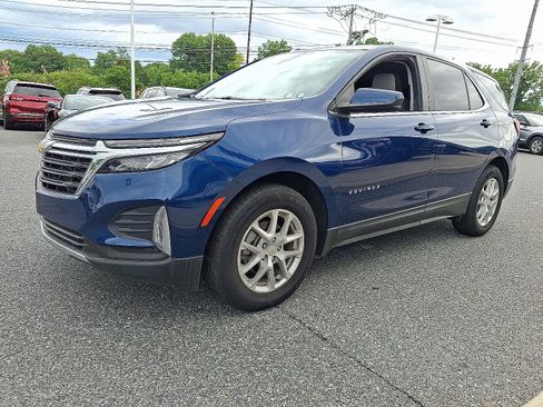 Used 2022 Chevrolet Equinox LT FWD image 3