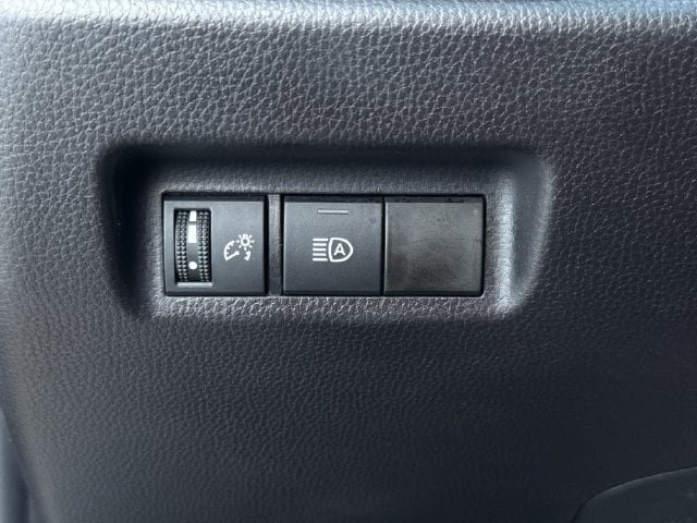 Certified 2025 Toyota RAV4 XLE w/ Convenience Package AWD/4WD image 24