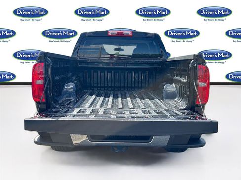 Used 2018 Chevrolet Colorado W/T w/ WT Convenience Package RWD image 23