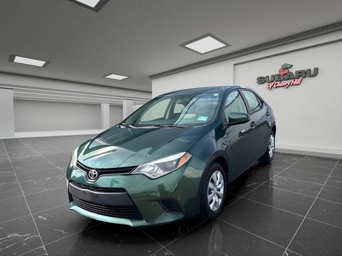 Used 2014 Toyota Corolla LE FWD image 4