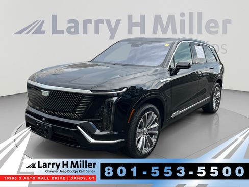 Used 2026 Cadillac Vistiq Luxury AWD/4WD image 1