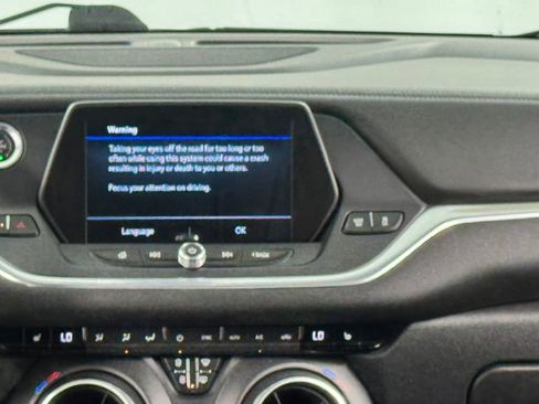 Used 2020 Chevrolet Blazer LT AWD/4WD image 17