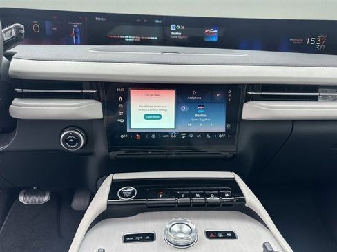 New 2026 Lincoln Navigator Reserve w/ Jet Appearance Package AWD/4WD image 16