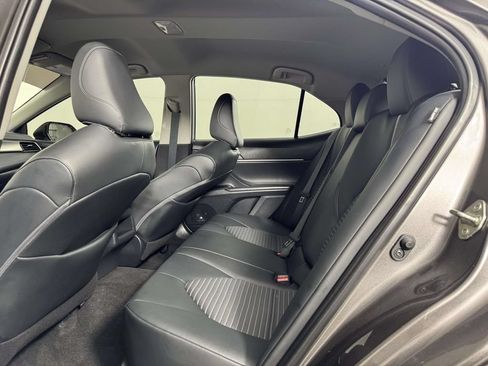 Used 2020 Toyota Camry SE AWD/4WD image 34
