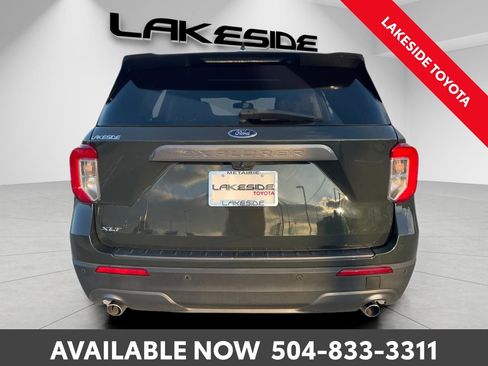 Used 2021 Ford Explorer XLT w/ Equipment Group 202A image 5