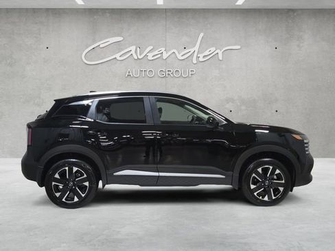 New 2026 Nissan Kicks SV image 17