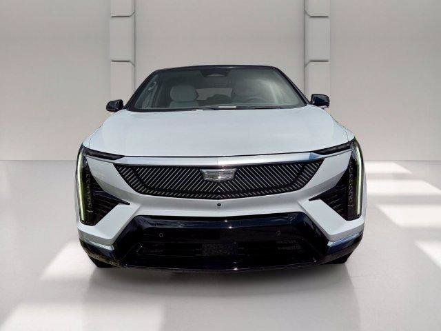 New 2027 Cadillac Optiq Luxury AWD/4WD image 8
