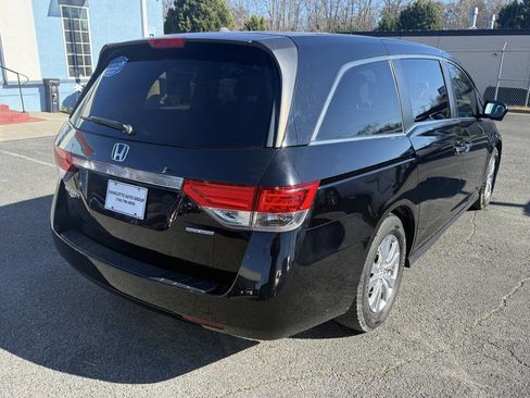 Used 2016 Honda Odyssey SE image 6