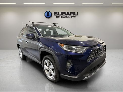 Used 2019 Toyota RAV4 Limited AWD/4WD image 7