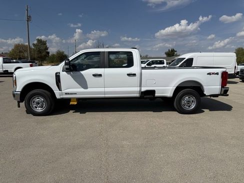 New 2026 Ford F250 XL w/ XL Chrome Package image 4