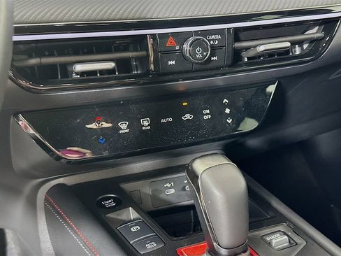 Certified 2025 Nissan Kicks SR AWD/4WD image 22