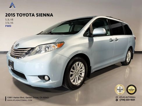 Used 2015 Toyota Sienna XLE Premium FWD image 1