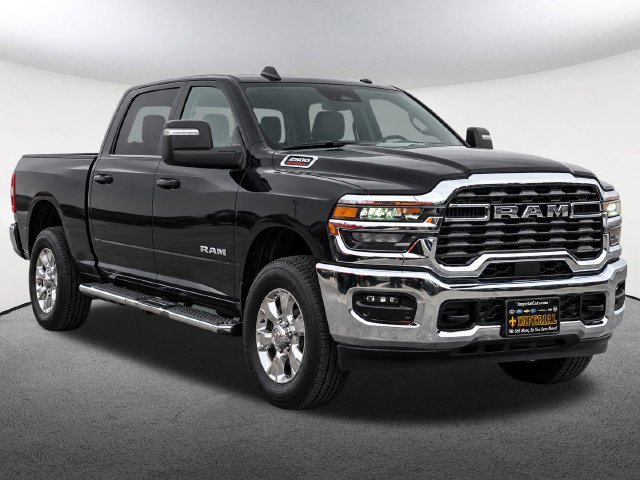 Used 2026 RAM 2500 Big Horn AWD/4WD image 2