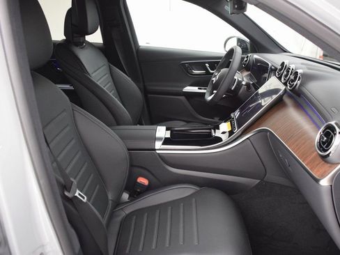 New 2026 Mercedes-Benz GLC 300 image 16