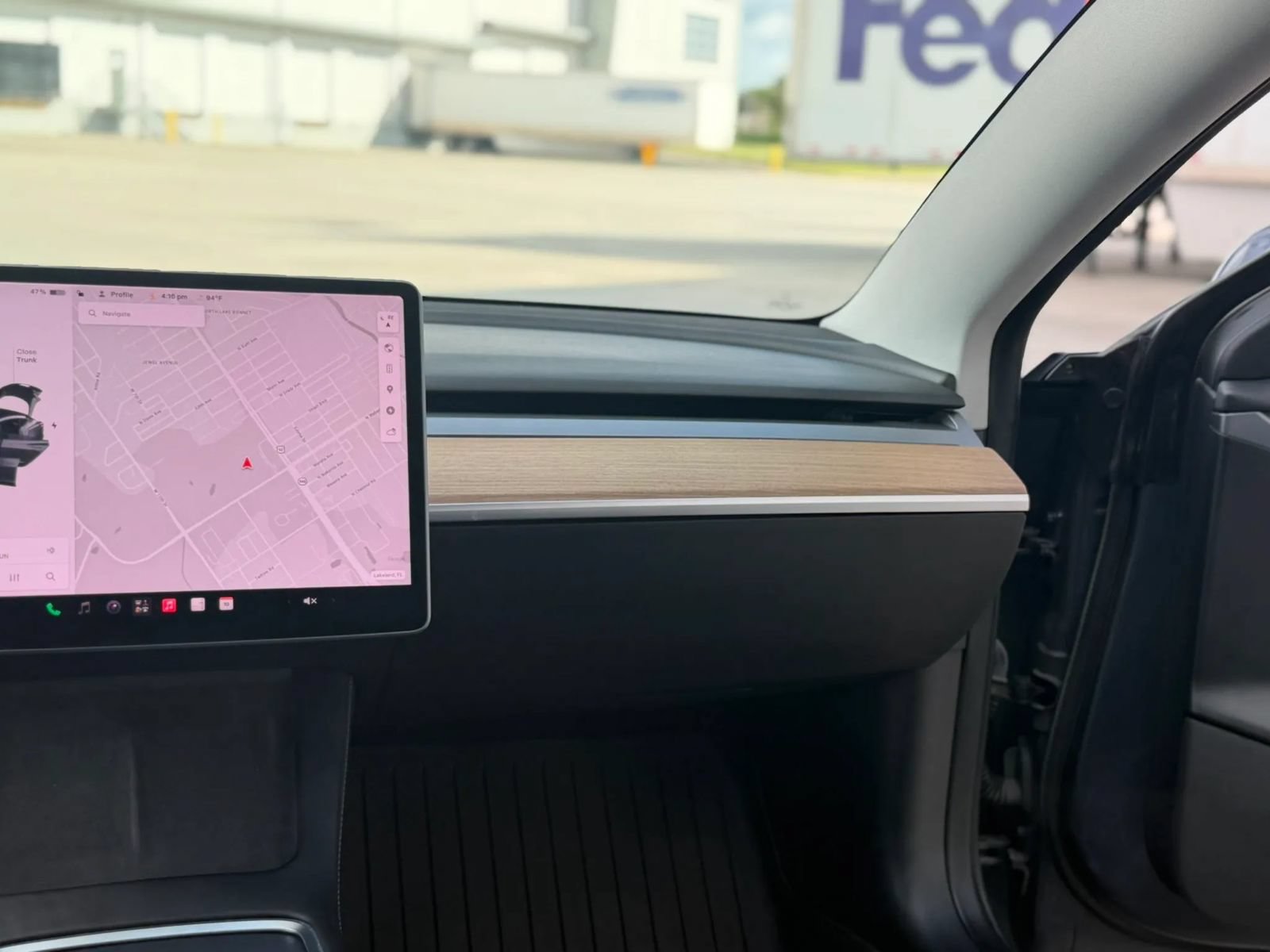 Used 2022 Tesla Model 3 Long Range AWD/4WD image 29