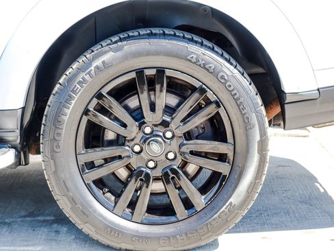 Used 2016 Land Rover LR4 HSE AWD/4WD image 28