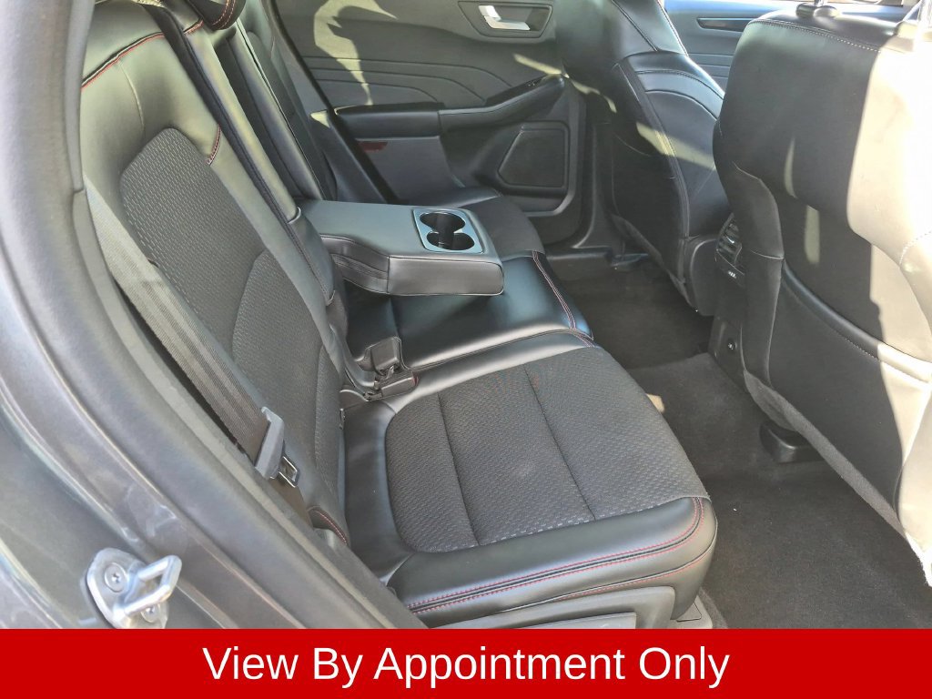 Used 2025 Ford Escape ST-Line AWD/4WD image 31