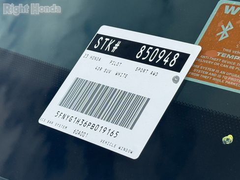 Certified 2023 Honda Pilot Sport image 32