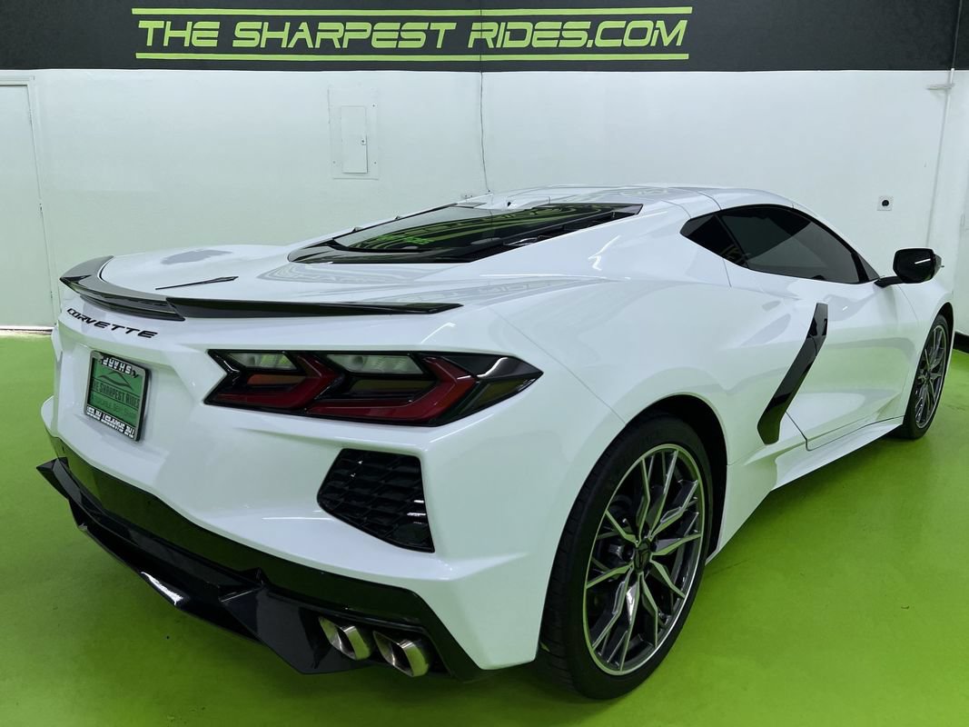 Used 2024 Chevrolet Corvette Stingray Coupe w/ Z51 Performance Package RWD image 10