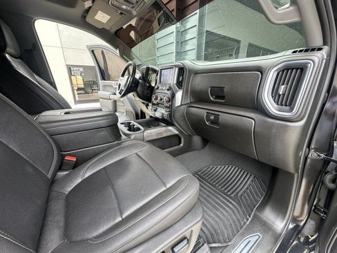 Used 2022 Chevrolet Silverado 2500 LTZ w/ LTZ Texas Edition AWD/4WD image 15