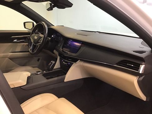 Used 2020 Cadillac CT6 Luxury image 21