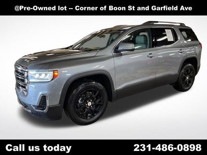 Used 2023 GMC Acadia SLT w/ Preferred Package