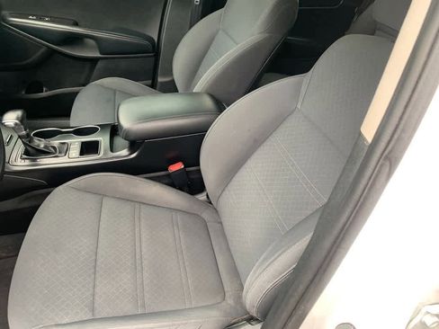 Used 2019 Kia Sorento FWD w/ LX Convenience Package image 17