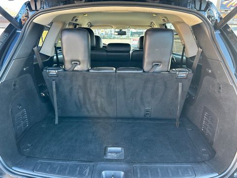 Used 2019 Nissan Pathfinder SL image 24