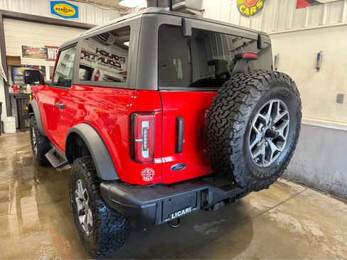 Used 2023 Ford Bronco Badlands image 4