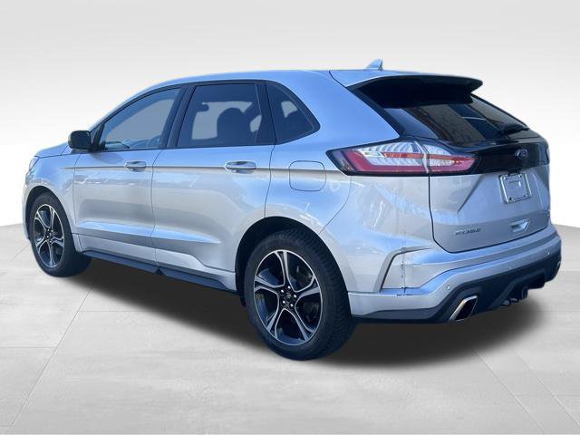 Used 2019 Ford Edge ST w/ Convenience Package AWD/4WD image 3