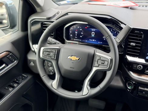 New 2026 Chevrolet Silverado 1500 LT image 14
