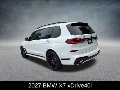 Used 2027 BMW X7 xDrive40i w/ Executive Package AWD/4WD image 3